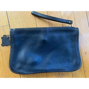Bell USA Leather Wristlet, Travel Wrislet, Travel Pouch or Travel Wallet
